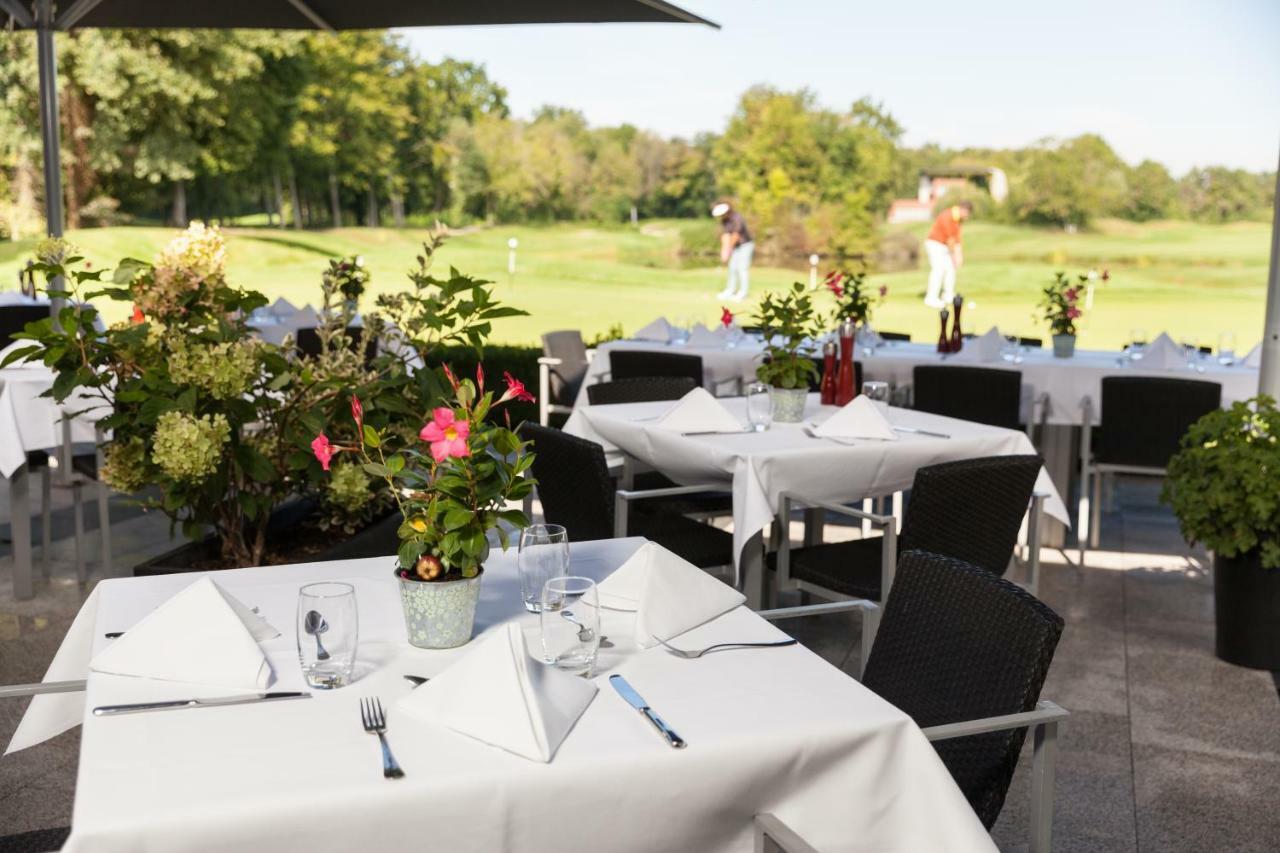 Le Kempferhof Golf Et Chateau-Hotel Plobsheim Zewnętrze zdjęcie